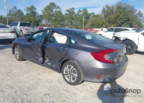 2018 Honda Civic Lx z USA, uszkodzony, nr VIN 19XFC2F57JE018570
